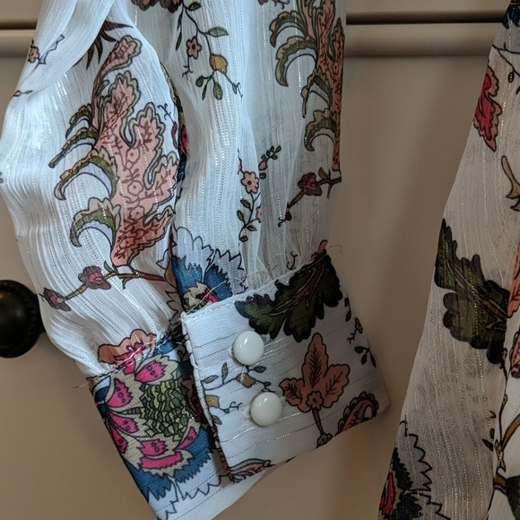 MADISON LILLY sheer top - Picture 6 of 6